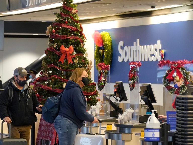 Over Omicron concerns, the WHO recommends cancelling certain Christmas festivities