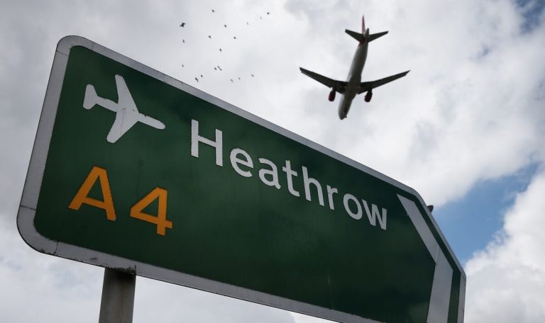 Heathrow is instructed to lower the passenger fee