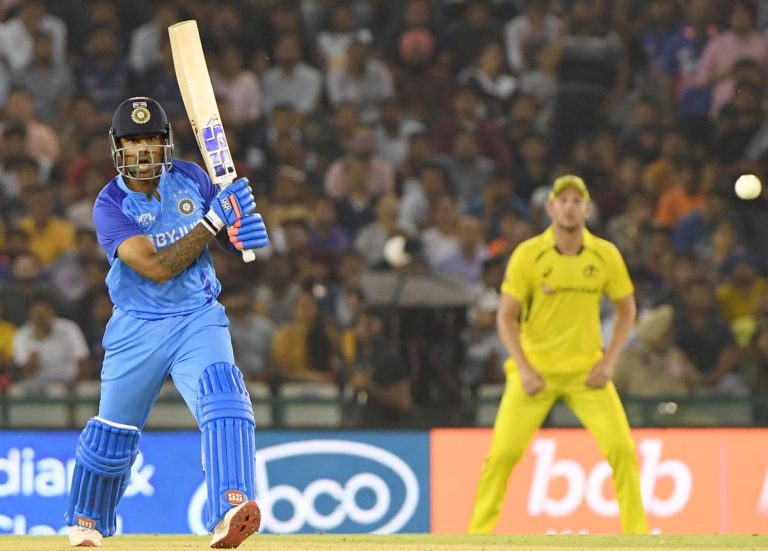 India and South Africa start the T20 World Cup final dress rehearsal.