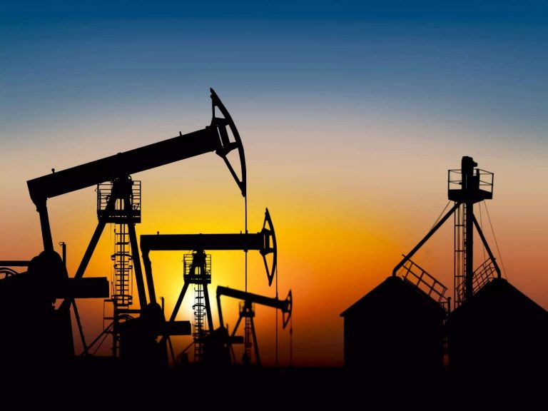 Prices of oil rise after Saudi Arabia announced additional voluntary output reductions