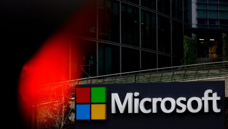 <strong>China is accused of hacking US government emails, according to Microsoft</strong>