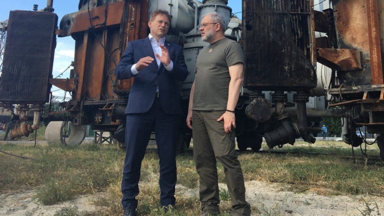 <strong>Grant Shapps bolsters Ukraine’s nuclear power during his Kyiv trip.</strong>