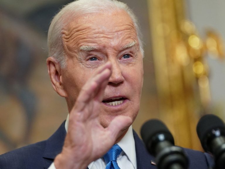 <strong>President Biden supports striking autoworkers in wage disputes with major automakers</strong>.