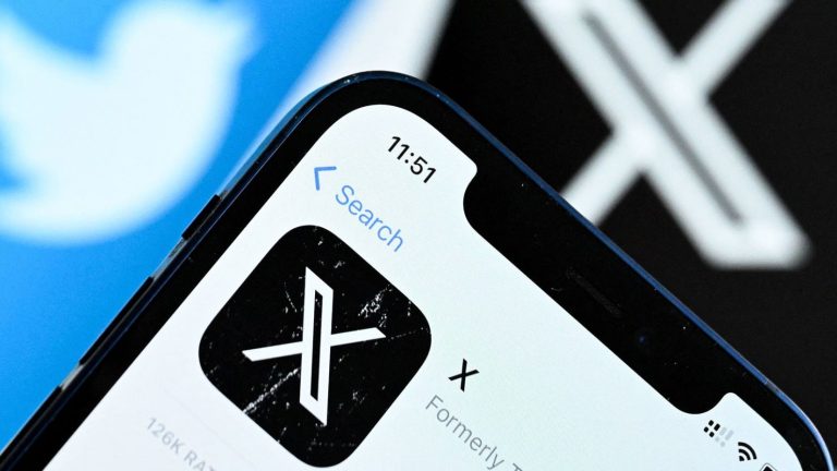 <strong>Elon Musk’s X Platform Grapples with Global Outage</strong>