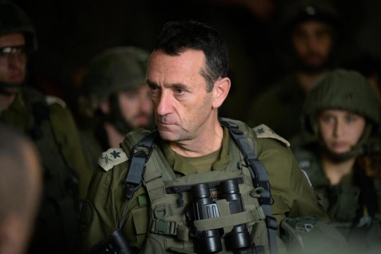 <strong>Tragic Mistake: Israeli Soldiers Kill Hostages Sending SOS Messages</strong>