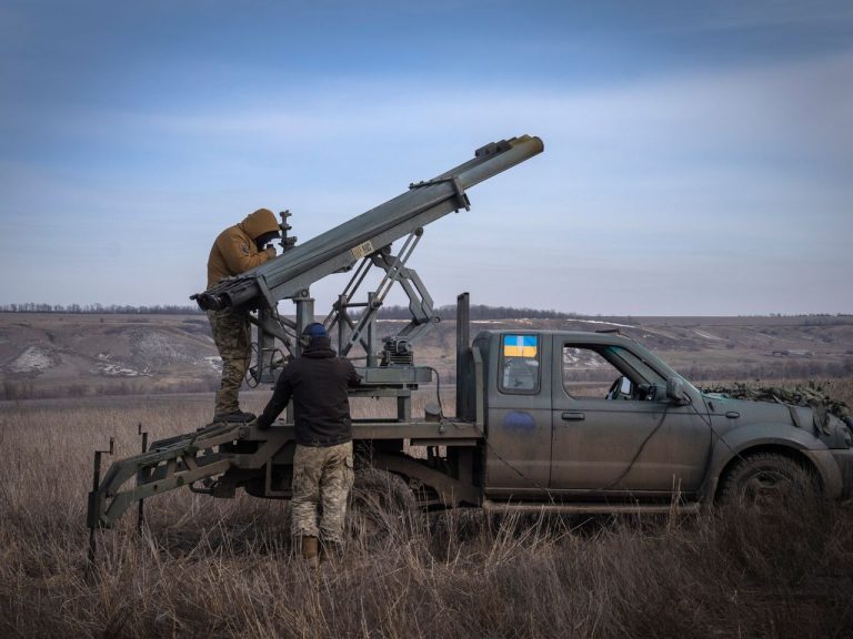 US Allocates $300 Million in Military Aid to Ukraine Amidst Congressional Debate